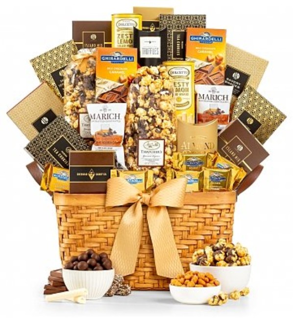 Snacker's Delight Gift Basket